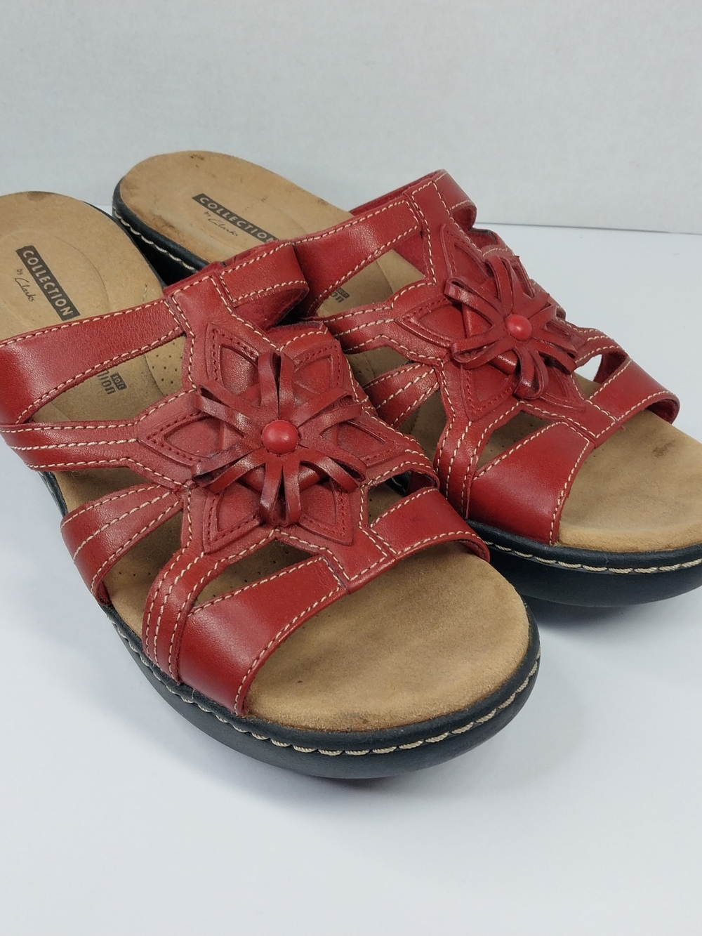 Clarks Collection Soft Cushion Size 8.5 M Women’s Slide Sandals Leather Red